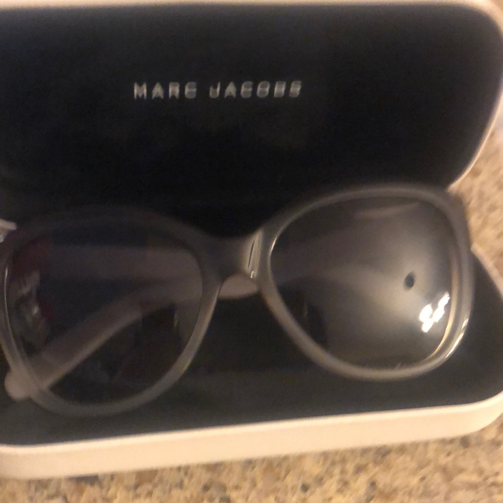 Marc  Jacobs light grey and dark grey frames
